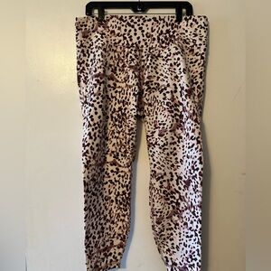 Old Navy Active Animal Print Leggings